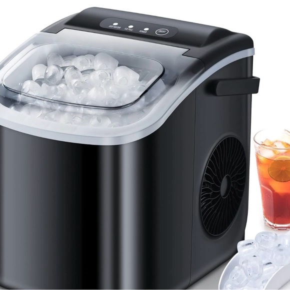 Aldi Other - Portable Black Ice Maker